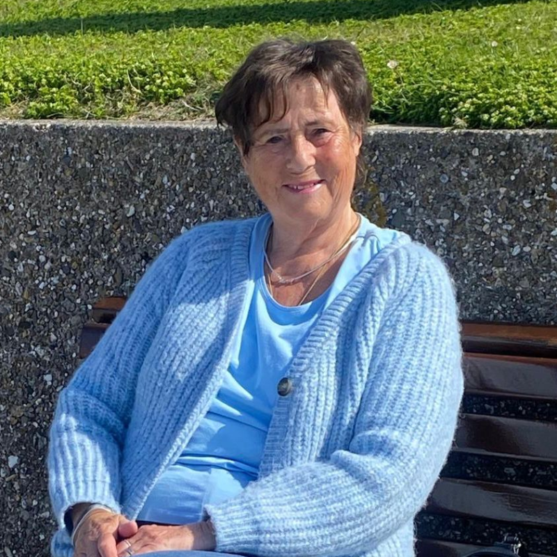  Ulrike Hoffmann